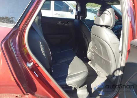 2024 Kia Sportage X-Line из США, поврежденный, VIN 5XYK6CDF3RG167967